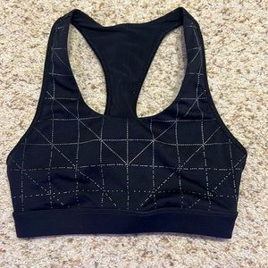 sports bra